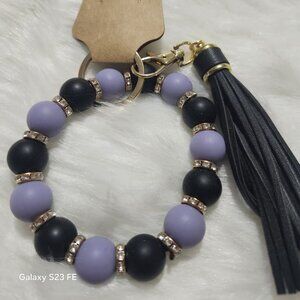 SILICONE BEAD KEYCHAIN